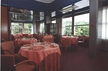 Senb מלון סניגליה