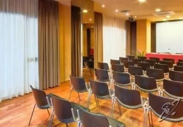 Senb 4* סניגליה