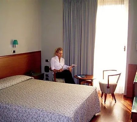 Senb Hotel