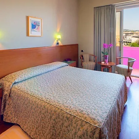 Hotel Senb